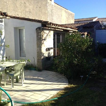 Maison Charmante A Sainte-Marie-De-Re Avec Terrasse Buitenkant foto