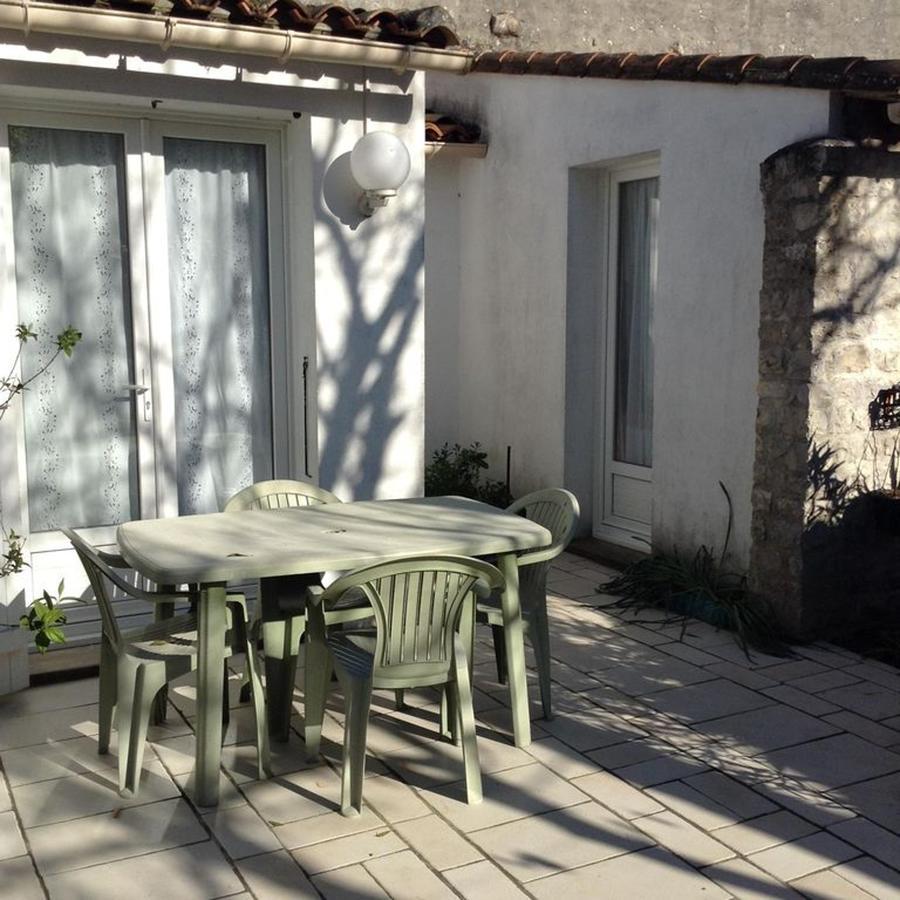 Maison Charmante A Sainte-Marie-De-Re Avec Terrasse Buitenkant foto